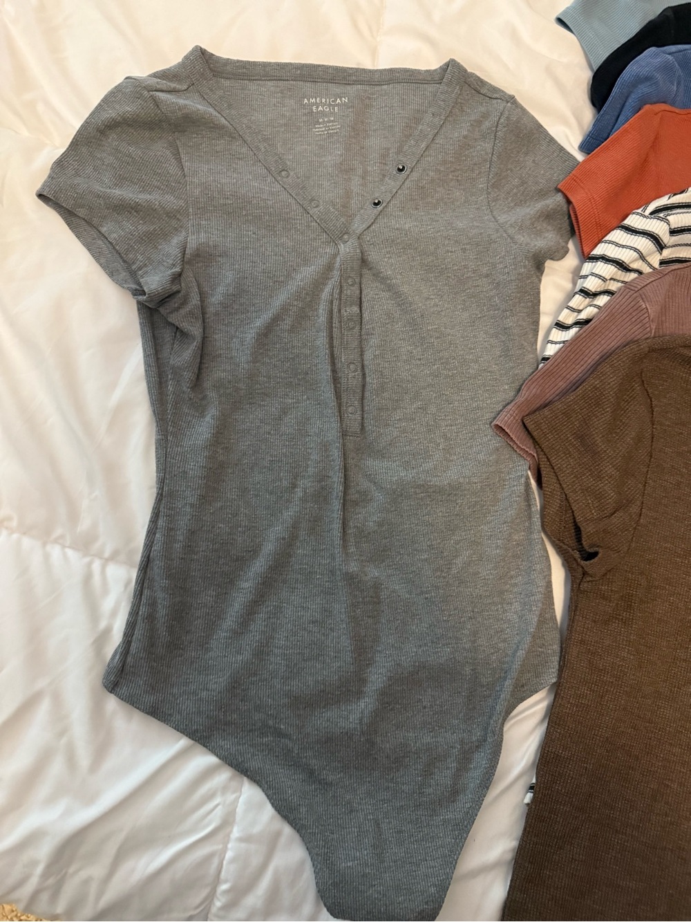 American Eagle bundle of 7 Baby tees and a bodysuit. - Picture 3 of 3